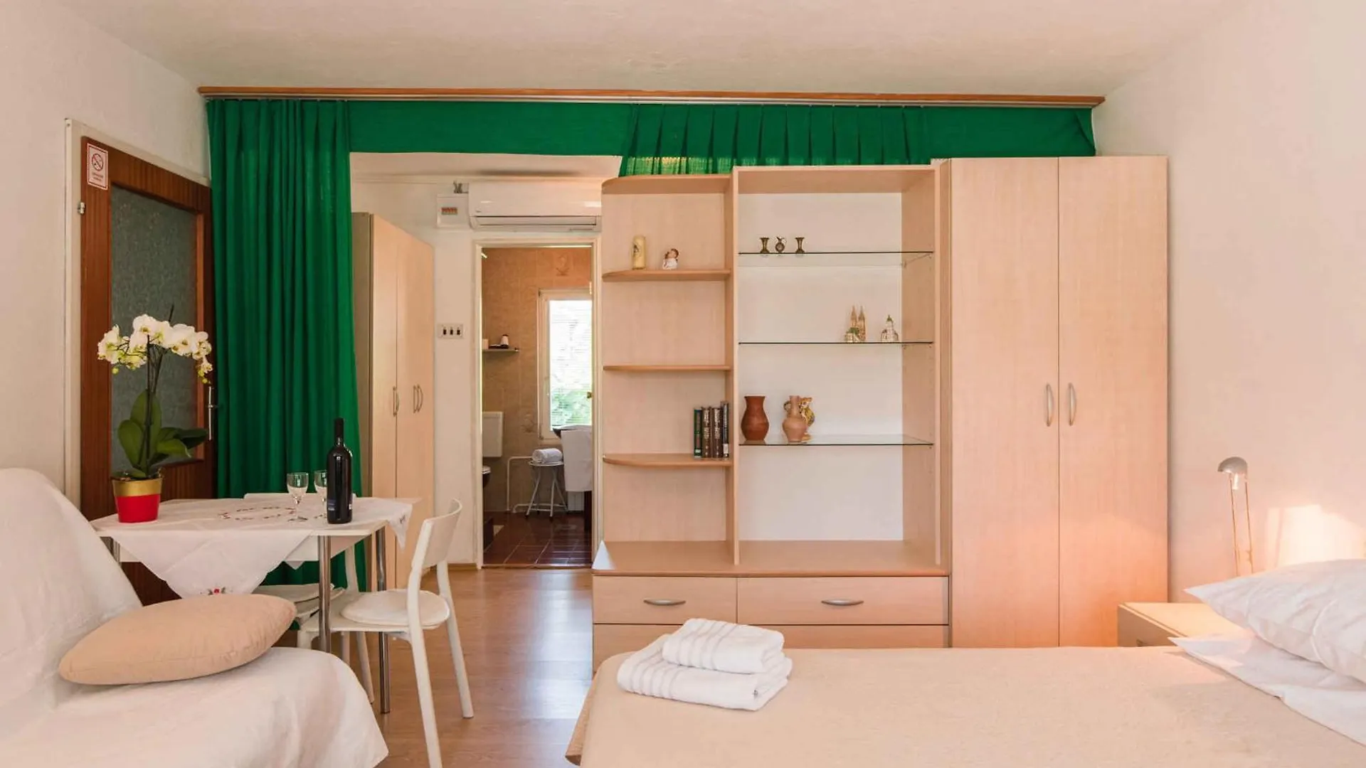 Apartments In Crikvenica 41682