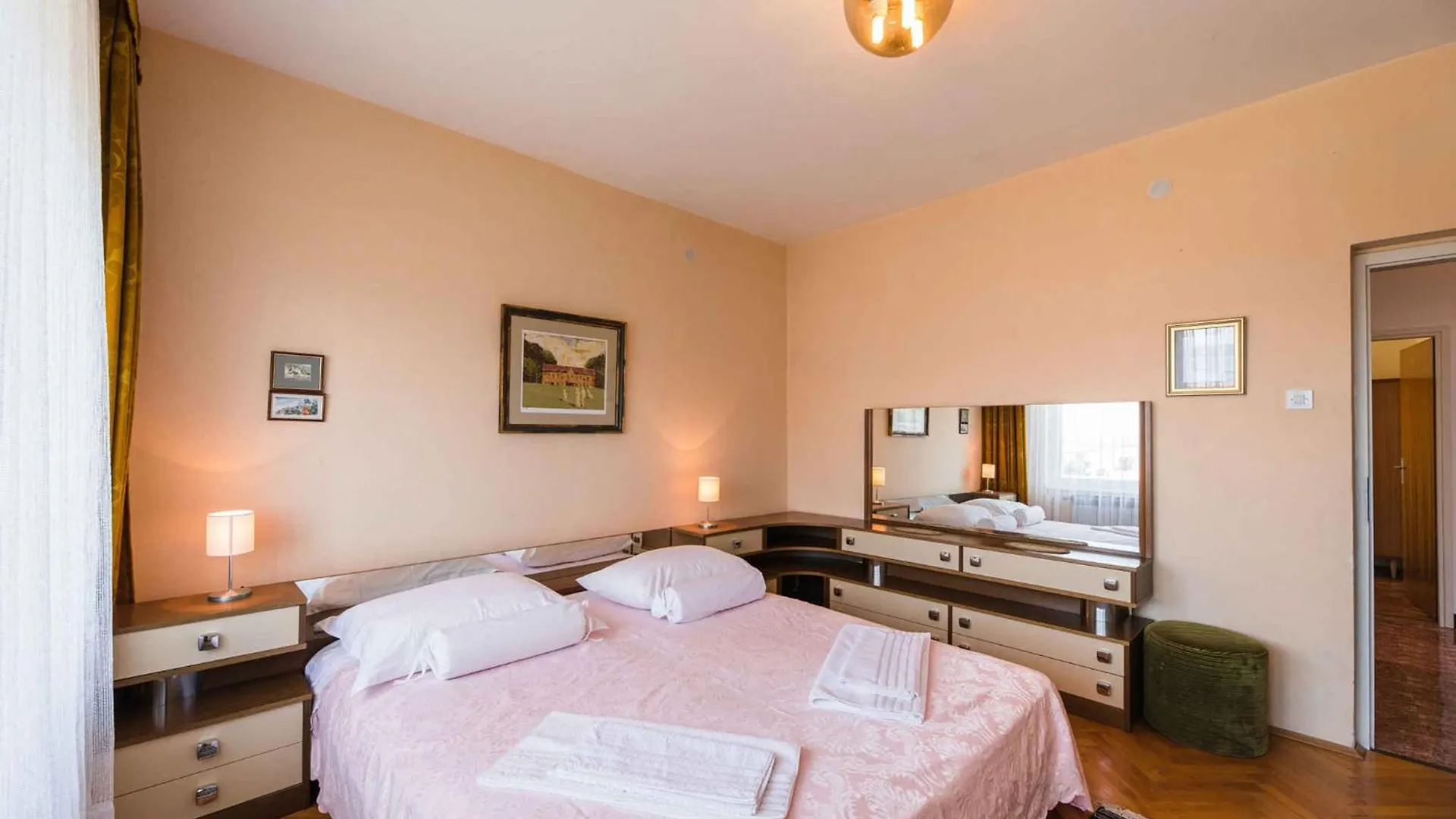 Apartments In Crikvenica 41682