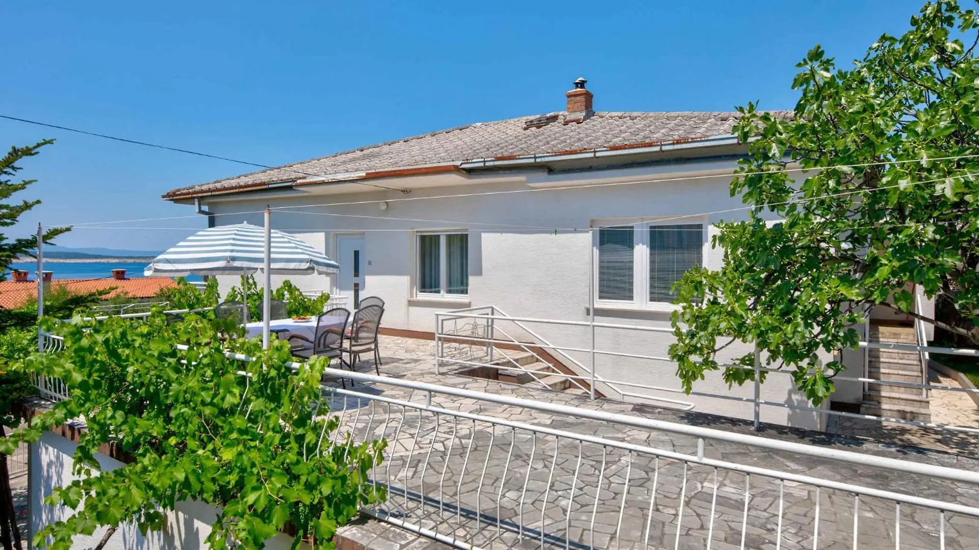 Apartments In Crikvenica 41682
