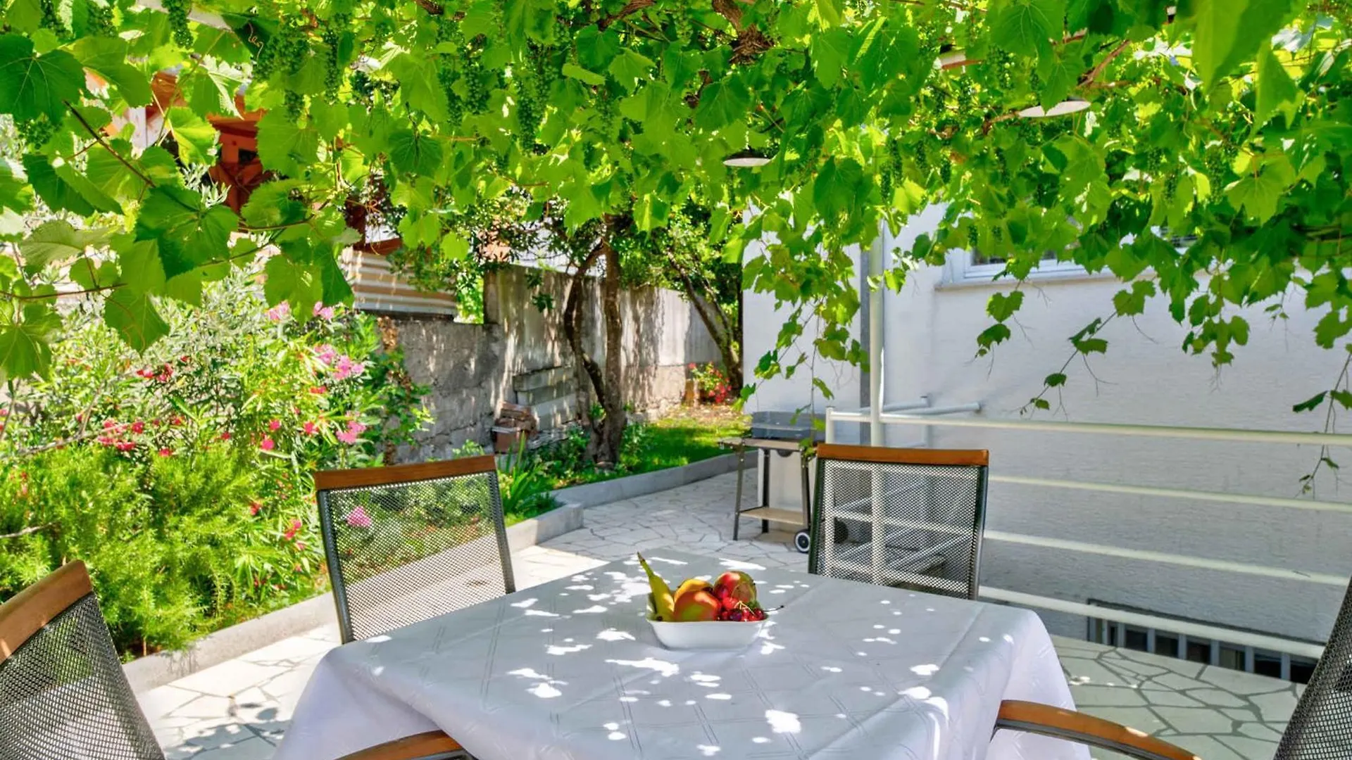 Apartments In Crikvenica 41682